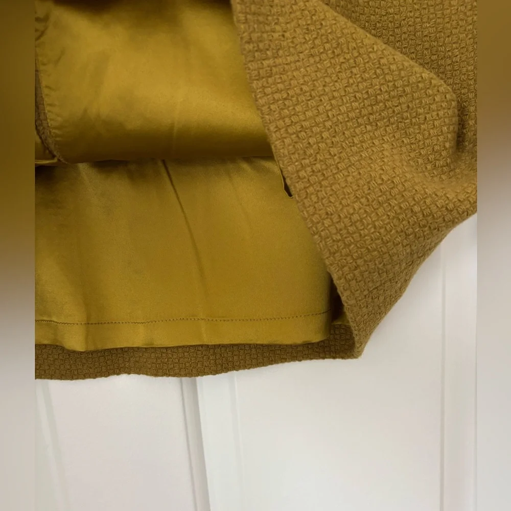 Boden Notre Dame Textured Citronelle Pencil Skirt - Picture 6 of 10